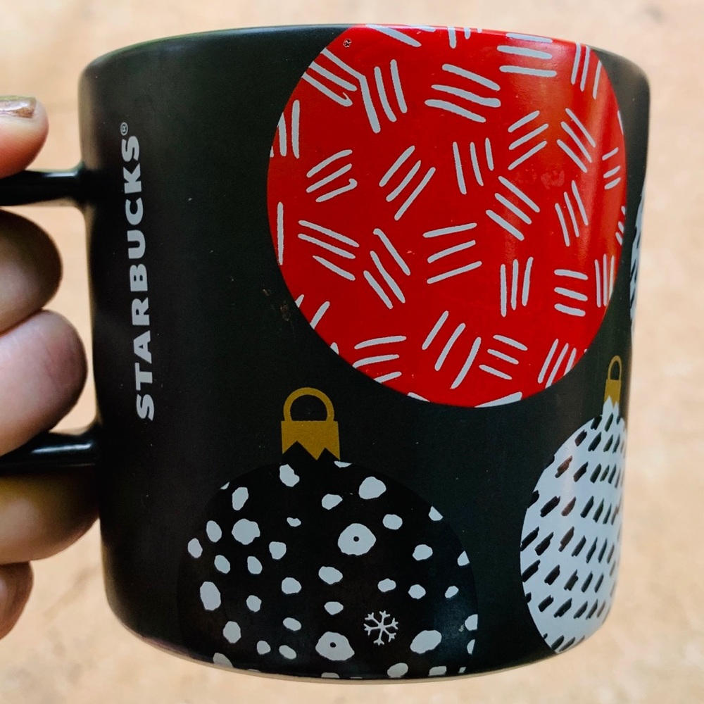 2016 Starbucks Christmas ornament coffee mug cup
